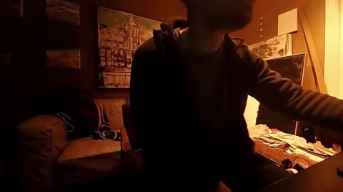 Snapshot of hardswtch chatting on 11/29/25, 07:00 Tom online show from 11/29/25, 07:00