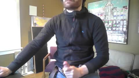 Snapshot of hardswtch chatting on 03/06/26, 07:21 Tom online show from 03/06/26, 07:21