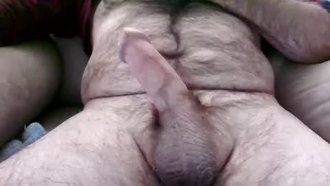 Snapshot of hardtimeplaytime chatting on 09/12/25, 03:56 hardtimeplaytime online show from 09/12/25, 03:56