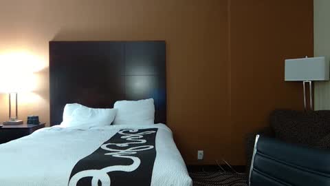 hardworkertn online show from 12/02/25, 07:53