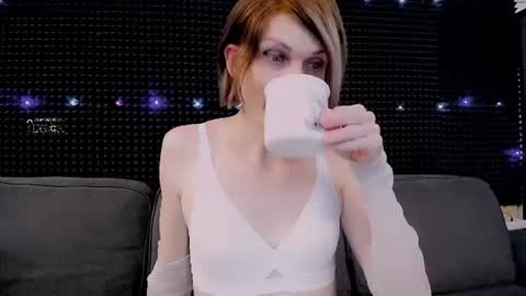 Miss Hardy online show from 06/25/26, 03:39