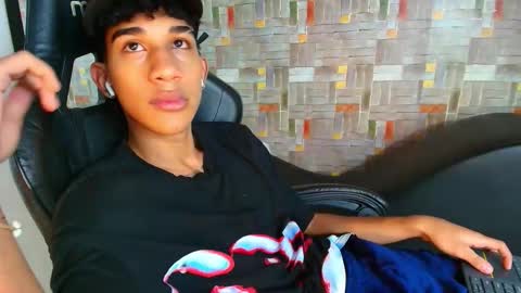 Hares online show from 01/11/26, 03:28