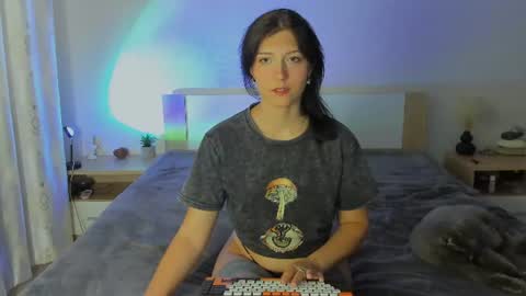 Snapshot of haristinali chatting on 07/20/26, 04:42 Sophia Haristinali online show from 07/20/26, 04:42