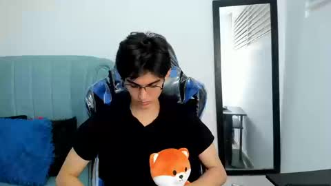 Snapshot of haritz_ chatting on 01/12/26, 09:53 haritz online show from 01/12/26, 09:53