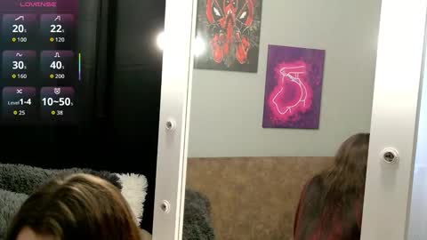 Harleen online show from 12/19/25, 03:35