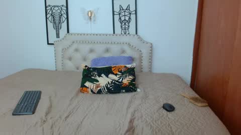 Snapshot of harlen_susej chatting on 04/22/26, 01:08 online show from 04/22/26, 01:08