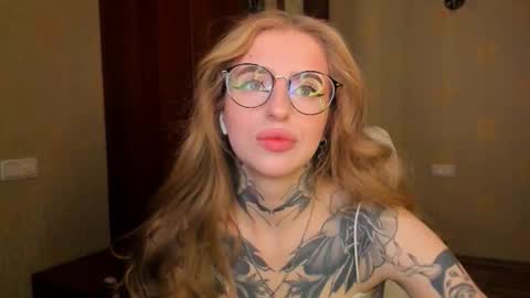 Julia online show from 11/14/25, 05:50