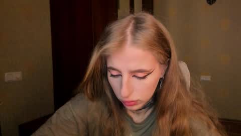 Julia online show from 12/02/25, 05:24