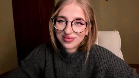 Julia online show from 02/26/26, 05:06