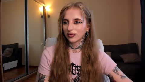 Julia online show from 03/21/26, 05:01