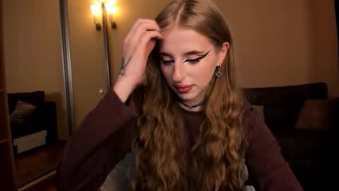 Julia online show from 03/24/26, 04:39