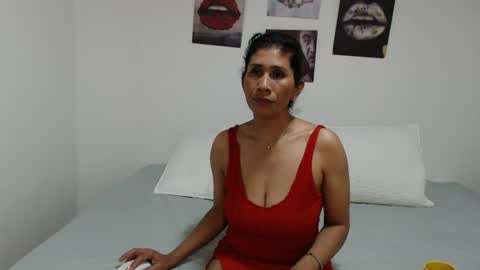 Snapshot of harley_quinns1 chatting on 07/08/26, 08:13 harley_quinns1 online show from 07/08/26, 08:13