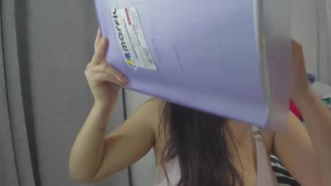 Natii  online show from 11/12/25, 12:00