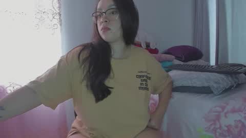 Natii  online show from 02/25/26, 08:51