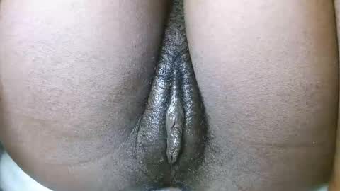 Snapshot of harleys_ebony chatting on 12/06/24, 07:32 harleys_ebony online show from 12/06/24, 07:32