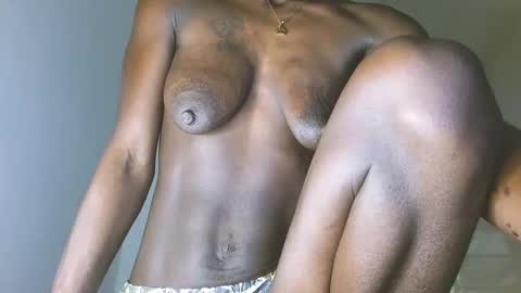 Snapshot of harleys_ebony chatting on 12/13/24, 07:58 harleys_ebony online show from 12/13/24, 07:58