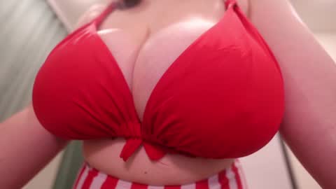 Snapshot of harmonicdiv chatting on 02/07/26, 09:18 Sophia online show from 02/07/26, 09:18