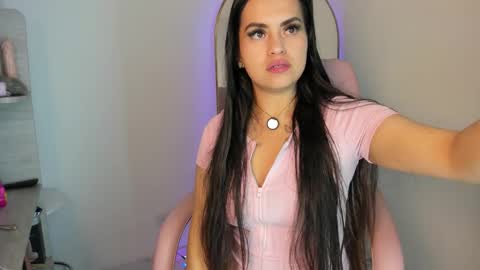 Snapshot of harmony_murr chatting on 11/03/25, 11:33 vanessa online show from 11/03/25, 11:33