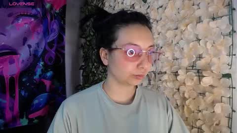 Harmonys World online show from 03/19/26, 04:55