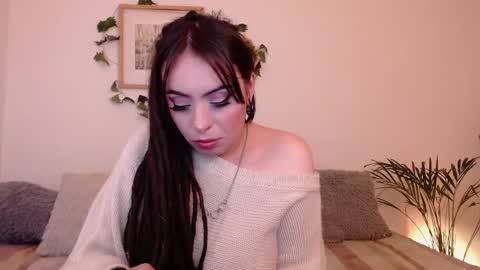 Snapshot of harmonyy01 chatting on 02/12/25, 04:33 Harmony Please help me to reach 100 thumbs up online show from 02/12/25, 04:33