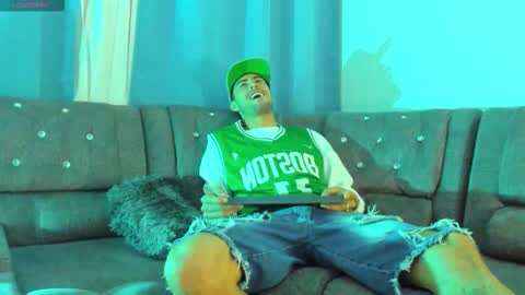 harold_999 online show from 11/08/25, 03:50