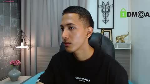 Snapshot of haroldxl chatting on 04/22/26, 06:53 IM HAROLD online show from 04/22/26, 06:53