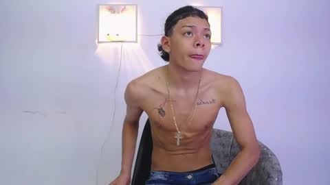 Harry online show from 02/19/25, 01:40