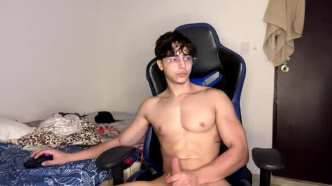 Snapshot of harry_p01 chatting on 09/22/25, 03:36 harry_p01 online show from 09/22/25, 03:36