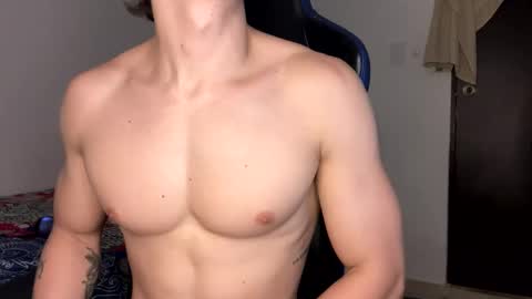 Snapshot of harry_p01 chatting on 10/19/25, 03:01 harry_p01 online show from 10/19/25, 03:01