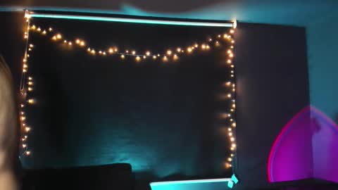  ... online show from 09/30/25, 04:39