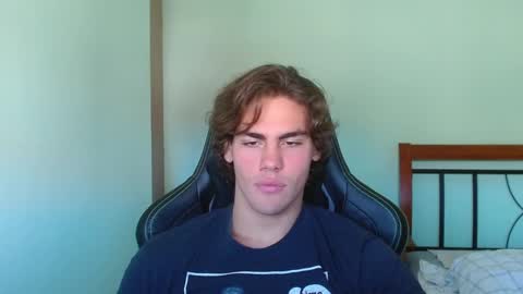 Snapshot of harryking1 chatting on 09/26/25, 09:02 harryking1 online show from 09/26/25, 09:02