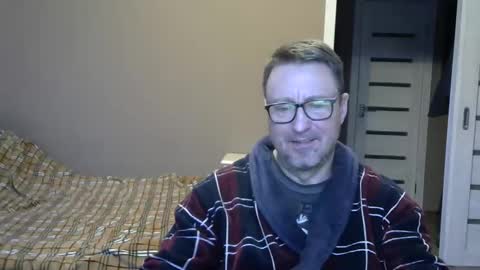 HarrySnake online show from 12/17/24, 06:35