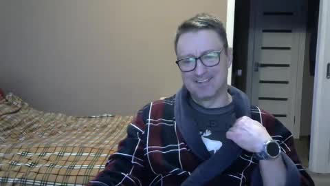 HarrySnake online show from 12/20/24, 06:40