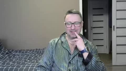 HarrySnake online show from 02/10/25, 06:31