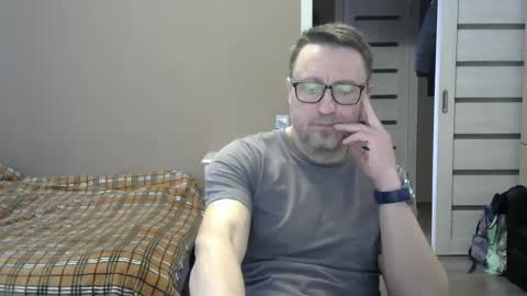 HarrySnake online show from 03/03/25, 06:37