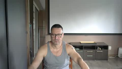 HarrySnake online show from 09/12/25, 08:03