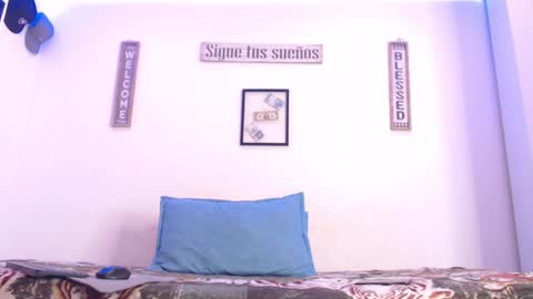 Snapshot of harrythomson1 chatting on 01/29/25, 08:51 harry thomson online show from 01/29/25, 08:51