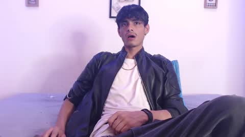 Snapshot of harrythomson1 chatting on 02/21/25, 11:54 harry thomson online show from 02/21/25, 11:54