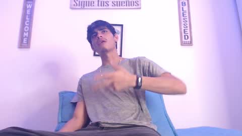 Snapshot of harrythomson1 chatting on 03/08/25, 05:07 harry thomson online show from 03/08/25, 05:07