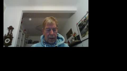 Snapshot of hartwichser1 chatting on 12/15/24, 02:48 hot n  nasty online show from 12/15/24, 02:48