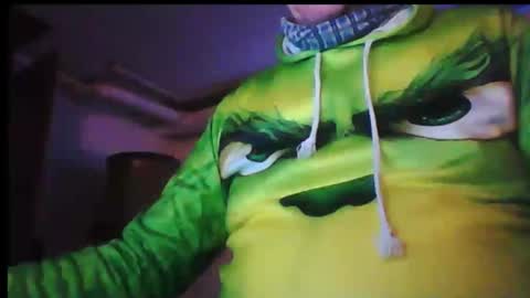 Snapshot of hartwichser1 chatting on 12/24/24, 01:50 hot n  nasty online show from 12/24/24, 01:50
