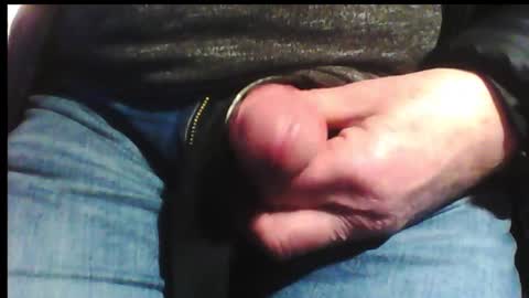 Snapshot of hartwichser1 chatting on 01/12/25, 11:58 hot n  nasty online show from 01/12/25, 11:58