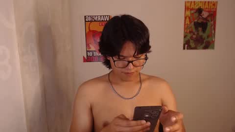 Haru online show from 10/31/25, 04:02