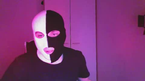 Snapshot of harvey6dent6 chatting on 03/27/26, 02:28 Two-Face online show from 03/27/26, 02:28