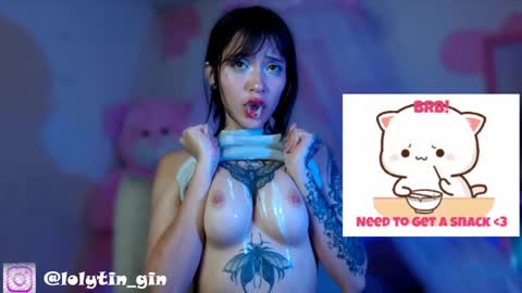 Im Emily and I could be the love of your life    online show from 02/01/25, 03:08