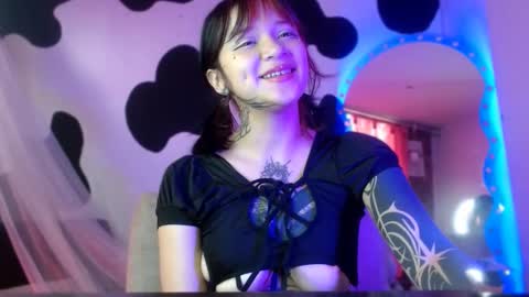 Im Emily and I could be the love of your life    online show from 10/25/25, 09:09