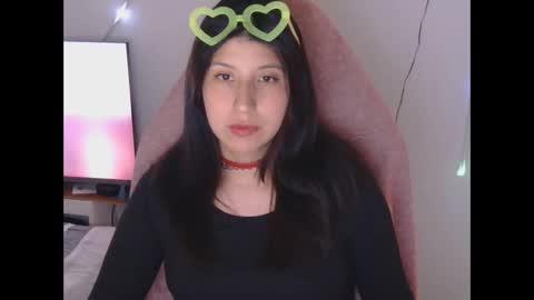 lady online show from 04/16/26, 07:03