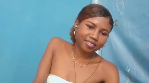 hasleyinah online show from 06/13/26, 12:03