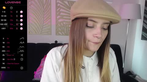 Nicole online show from 01/25/25, 04:02