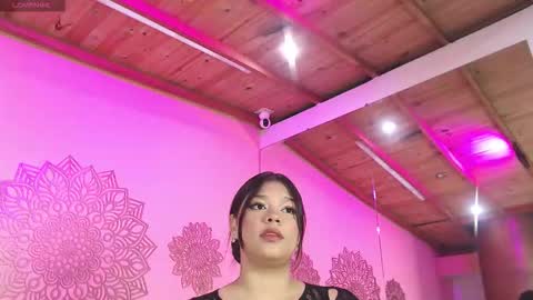 hatsajones online show from 09/23/25, 12:30